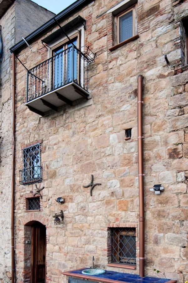 Mirose'S Holiday Home Castelbuono  Exteriér fotografie